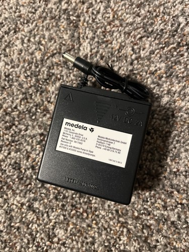 Medela portable pump style - medela, in